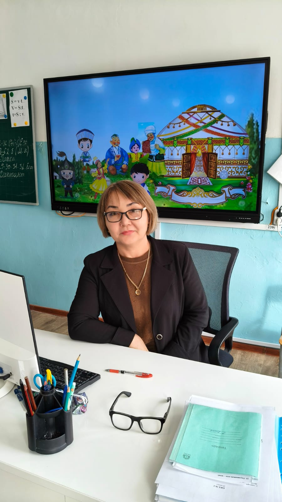 Директордың оқу ісі жөніндегі орынбасары: Мамелекова Ұлболсын Мұханқызы