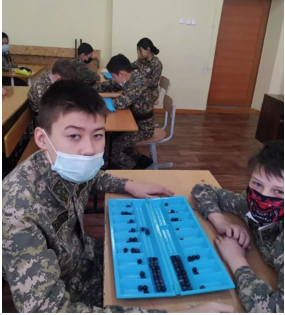 Бауыржан Момышұлы атындағы мектеп-лицейінде қалалық чемпионат өтуде