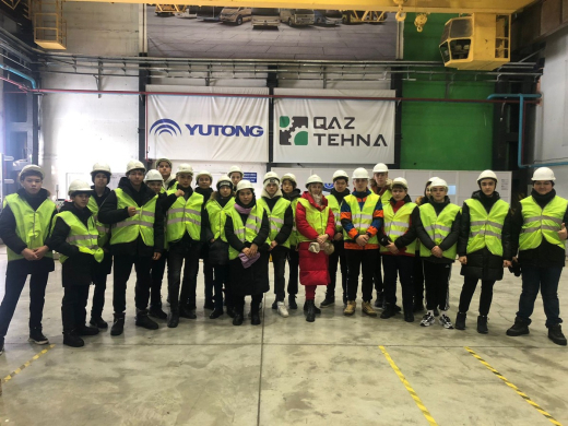 20 февраля учащиеся 9 классов посетили завод QAZ TEHNA