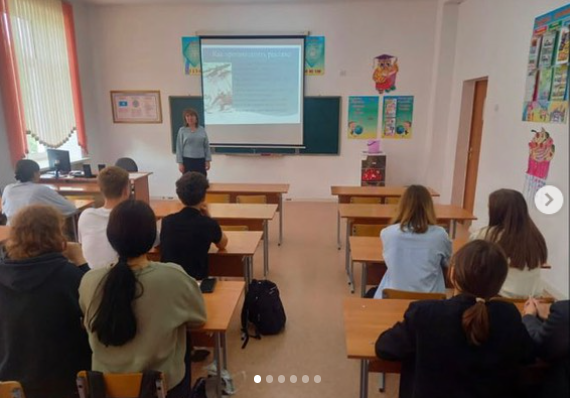 Психологический час на тему: «Как приобрести умения адаптироваться к отрицательным эффектам рекламы, давлению, которрое угрожает здоровью и жизни».