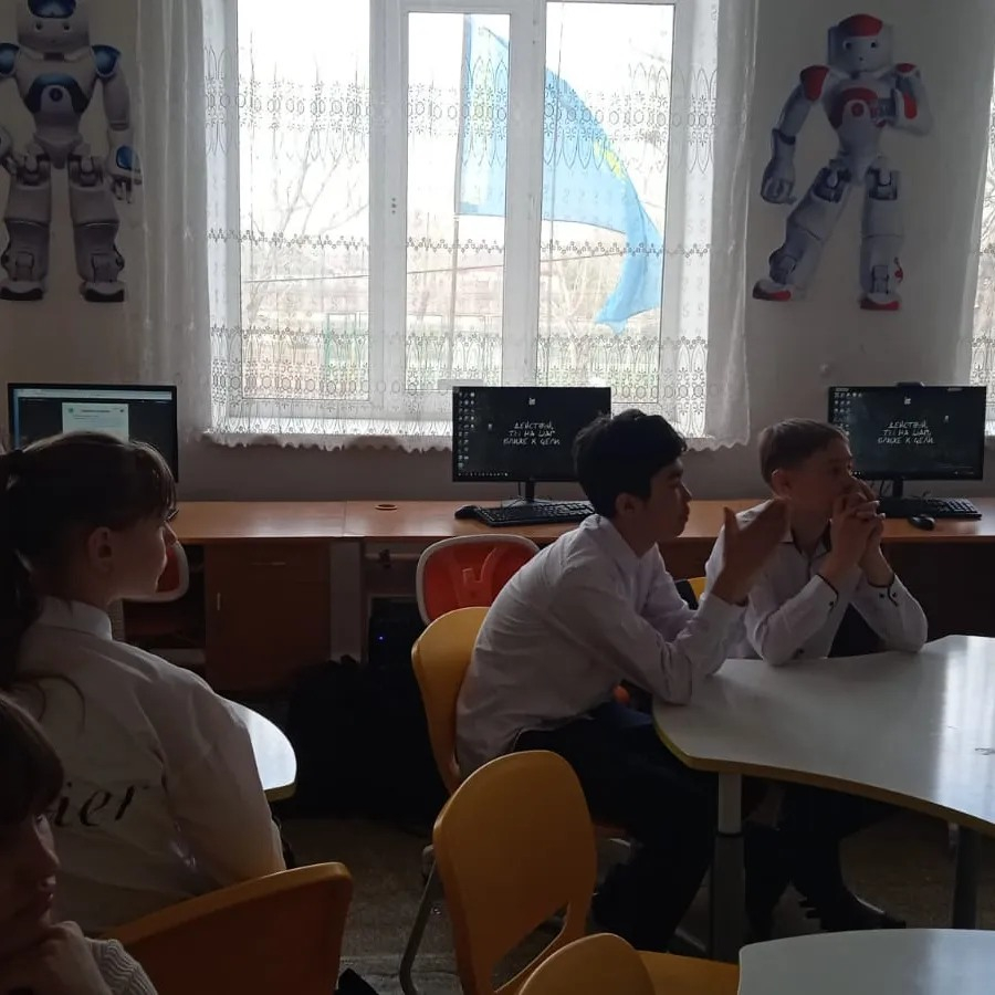 Классный час на тему: ПДД Проезд железнодорожных переездов.