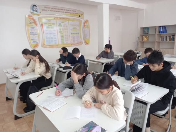 5-11 сыныптар арасында бестік диктант өткізу оқушылардың орфографиялық, пунктуациялық және грамматикалық дағдыларын жетілдіруге бағытталған.