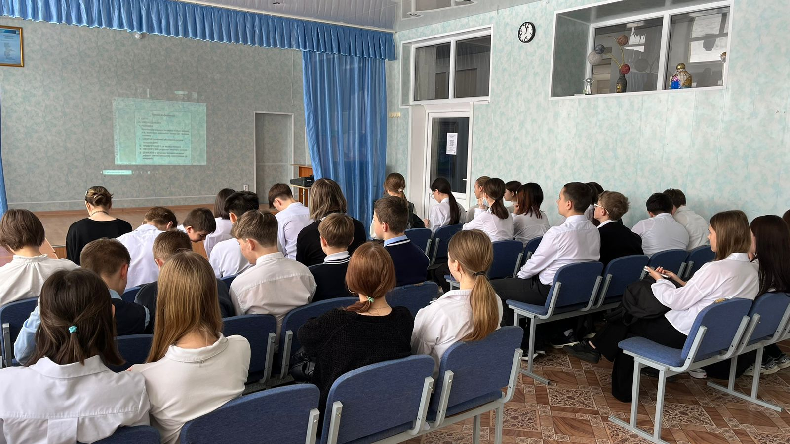 АИВ/ АИТВ алдын алу» тақырыбында онлайн дәріс-әңгімелер өткізілді. 