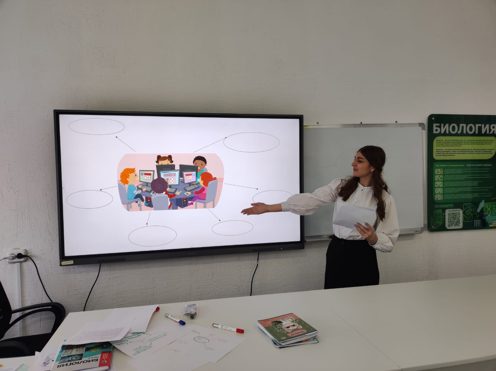 Классный час «4 февраля – Всемирный день безопасности в Интернете»  прошел в формате беседы и обсуждения.