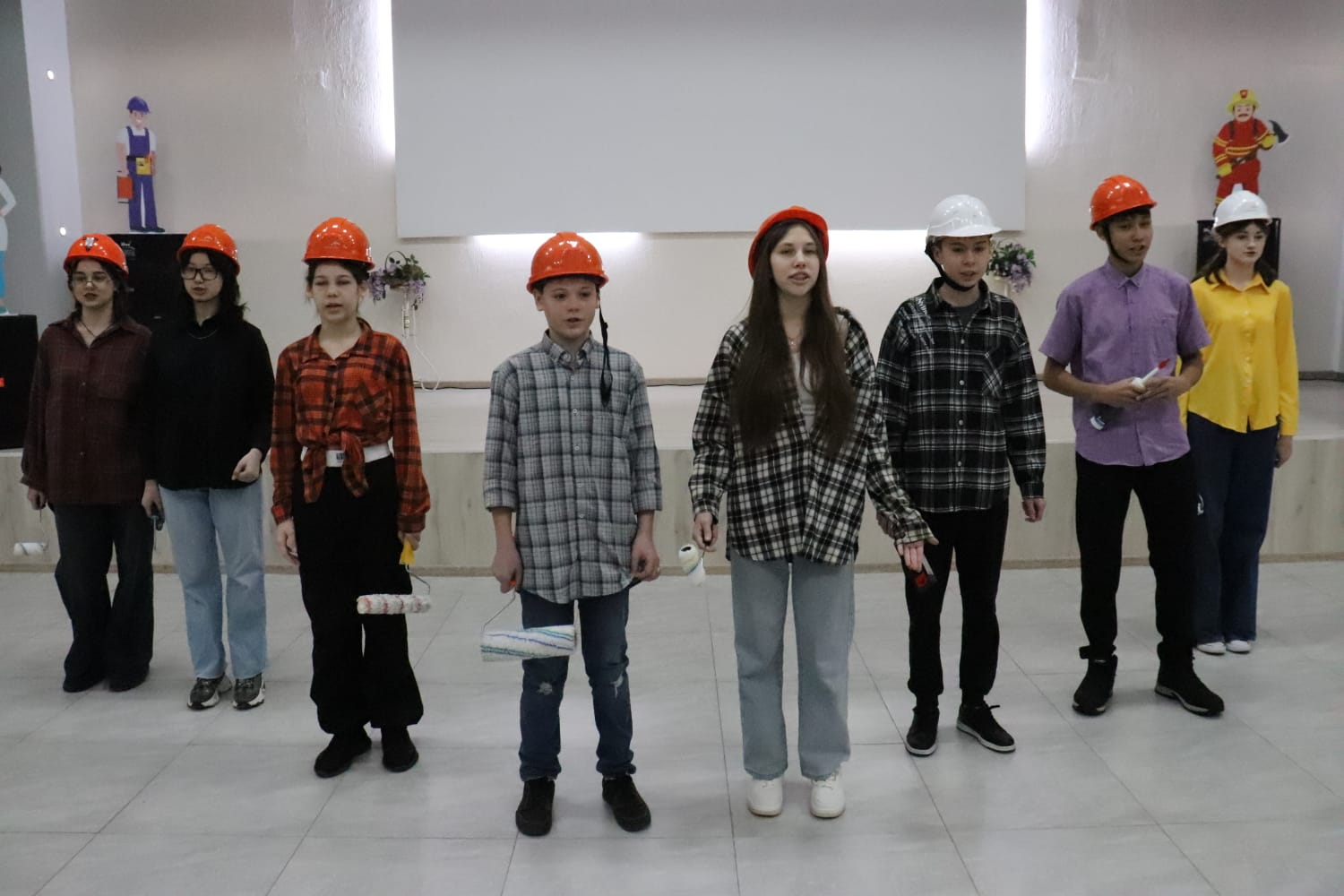 Мемлекет басшысы Қасым-Жомарт Тоқаев өзінің жыл сайынғы Жолдауында 2025 жылды жұмысшы мамандықтар жылы деп жариялады.