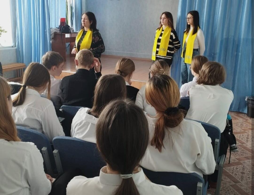 2025 жылы 20 қаңтар күні жоғары және арнаулы оқу орындары жастарының қатысуымен TEDx форматындағы аға буын оқушыларының кездесуі өтті.  Мұндай спикерлер Қазтұтынуодағы университетінің Экономика және бизнес колледжінен болды.