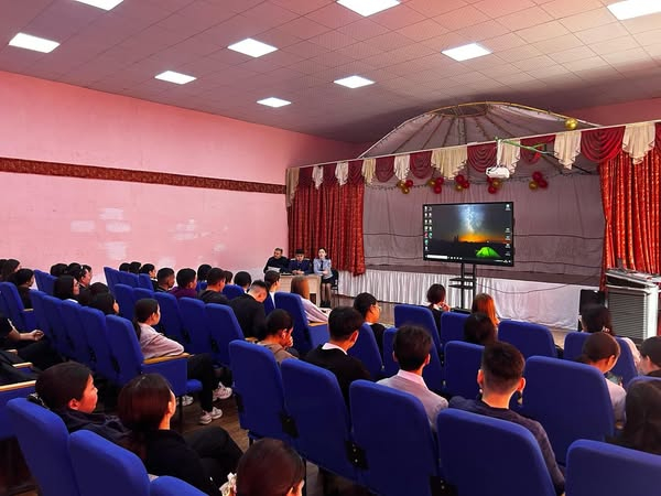 Мектебімізде  9–11 сынып оқушыларына арналып, аудандық прокуратура және полиция бөлімінің қызметкерлерінің қатысуымен іс-шара өткізілді.