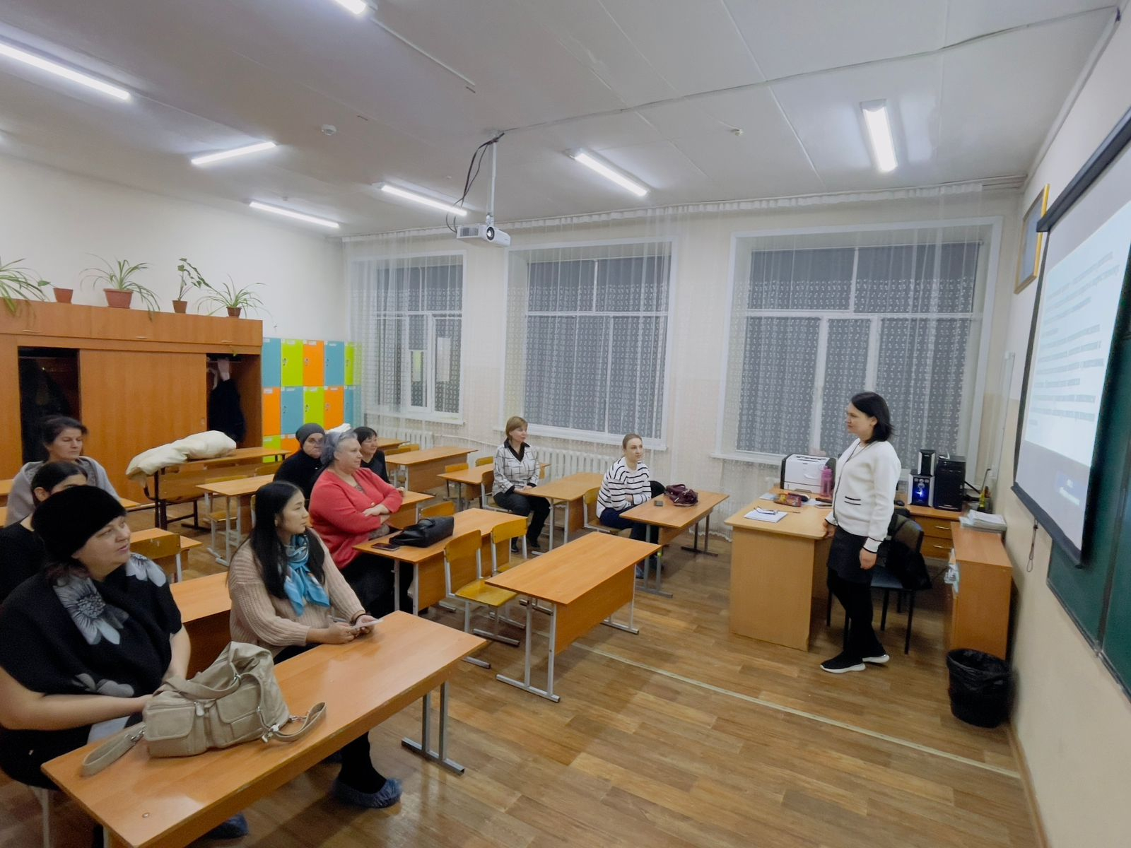 2024 жылғы 28 қараша күніата-аналарды педагогикалық қолдау орталығы аясында 