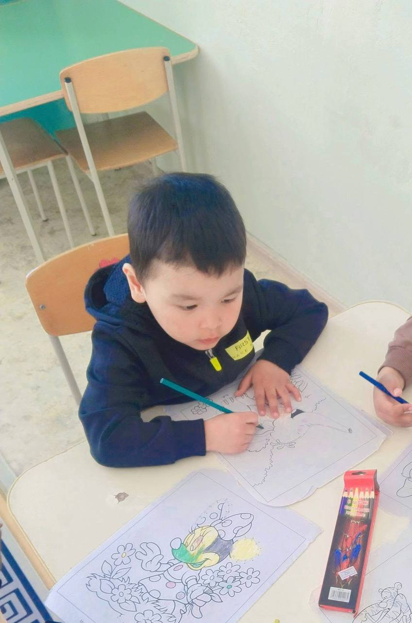 Баршын тірек мектеп жанындағы Балбөбек шағын орталығы. Консультациялық пункт аясындағы жұмыстар Сурет салуға үйрету