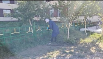  “Таза Қазақстан” экологиялық акциясы аясында мектебіміздің қызметкерлері мектеп ауласын тазалап, әктеу, сырлау жұмыстарын жүргізді.