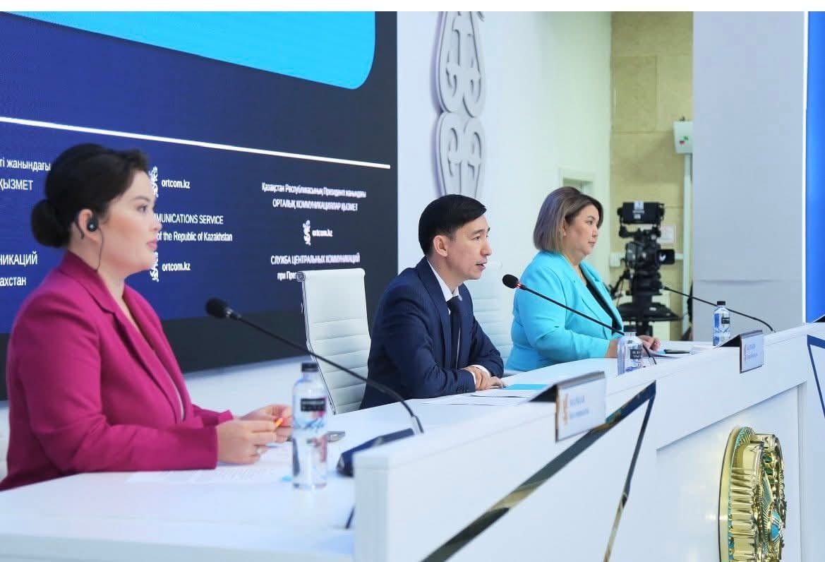 17.09. 2025 жылы ҚР Президенті жанындағы “Орталық коммуникациялар қызметі” РММ  Баспасөз конференциясы өткізілді.  Тақырыбы: «Адал азамат»: отбасы, мектеп және қоғам үндестігі – жаңартылған тәрбие бағдарламасы». Спикерлер:  ҚР Оқу-ағарту министрлігі Тәрби