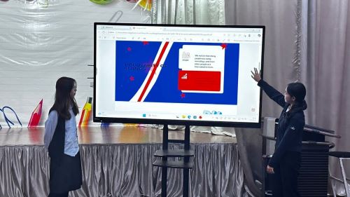 Мектепішілік жоба байқауы екі топта ұйымдастырылып өткізілді.