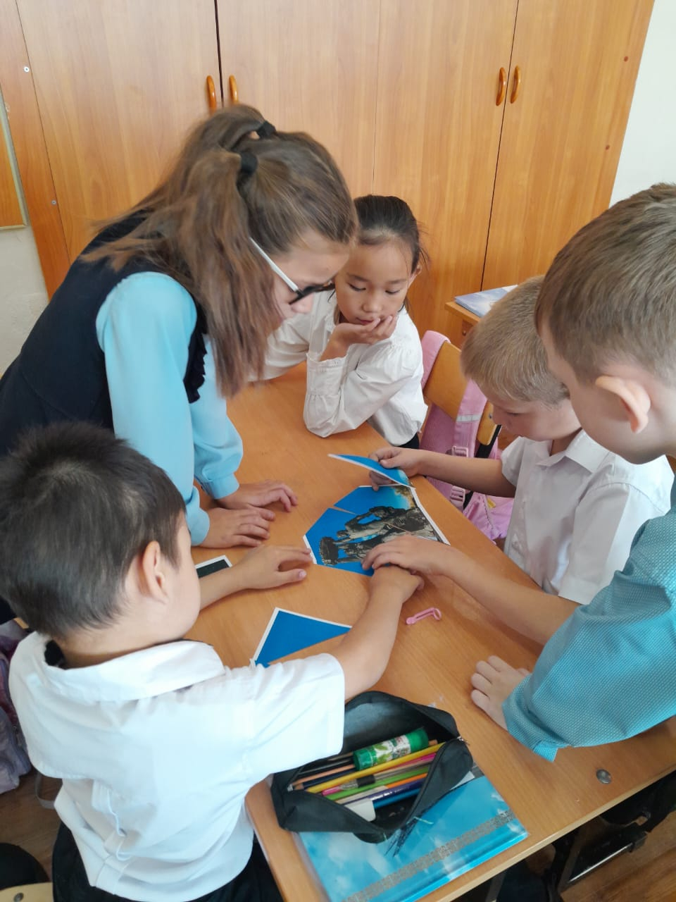 20 қазан, Республика күні қарсаңында мектеп кітапханашысы 3 