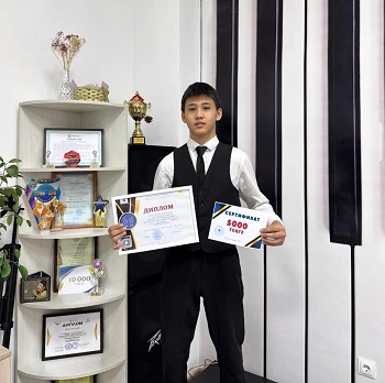 Jas Pepublik дебат  сайысы