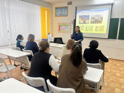 Қазақ тілі мен әдебиеті пән бірлестігінің отырысы.