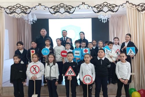 Нұра ауданының ПБ ҚҚБ жәнеӘПБ қызметкерлерінің ұйымдастыруымен “Қауіпсіз жол-бақытты балалық шақ”тақырыбында іс шара ұйымдастырылды.