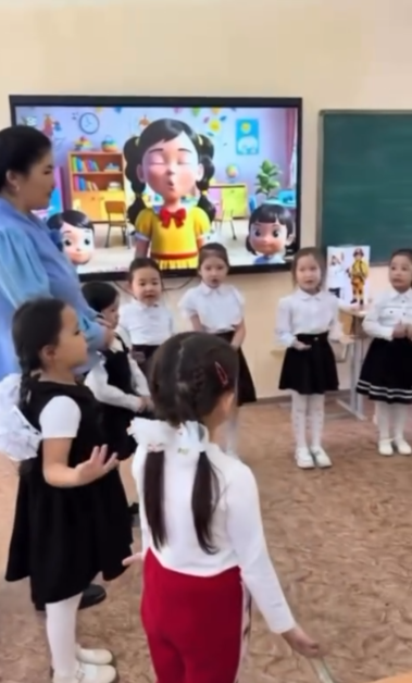 “Жыл мұғалімі-2026” байқау аясында Шолбаева Гулнара Суйгенбекқызы «Мамандықтардың бәрі жақсы» тақырыбында ашық ҰІӘ өткізді.